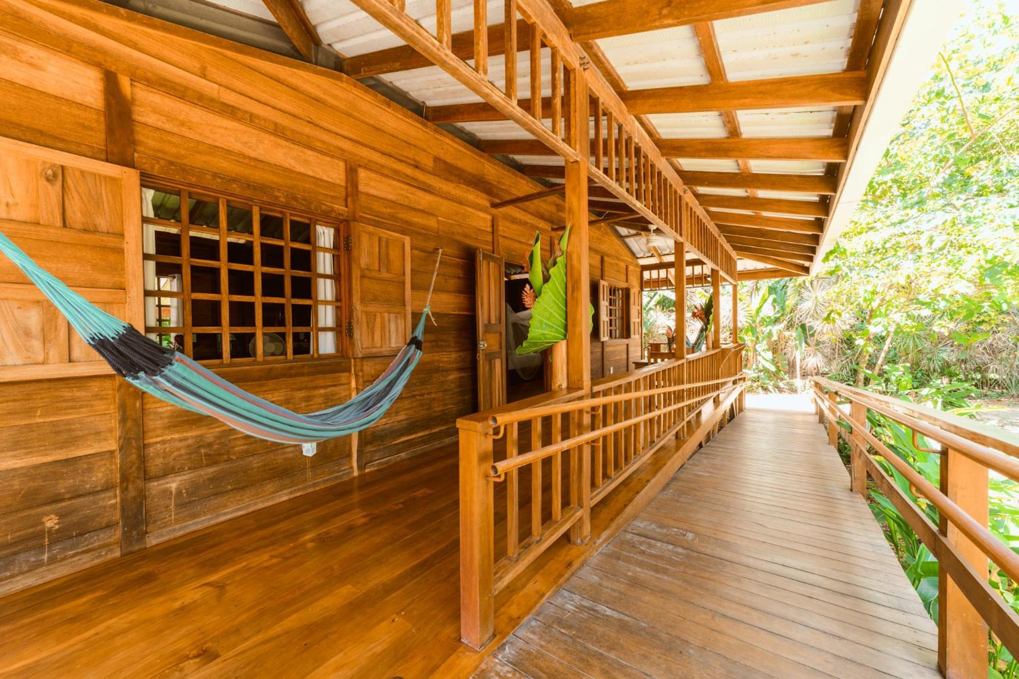 Casa Viva Lodge Puerto Viejo de Talamanca Exterior photo